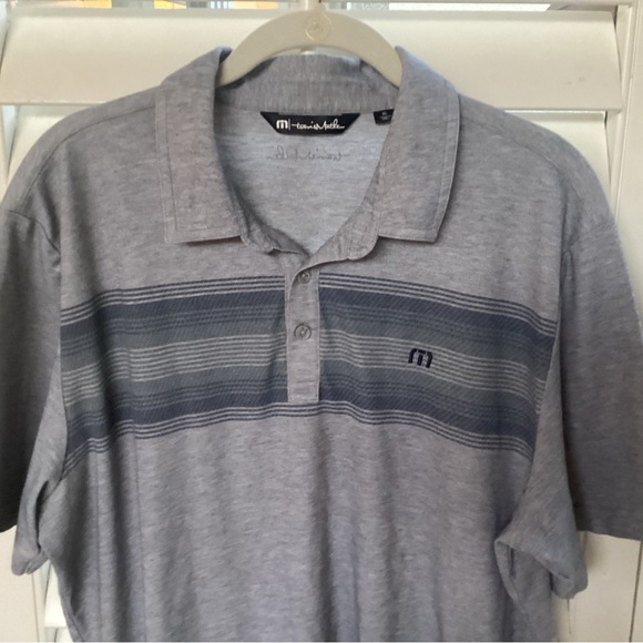 TRAVIS MATHEW Mens XL Polo Shirt  Golf  short sleeve logo front and back - Picture 4 of 10